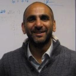 dr. SV (Sacha) Kapoor