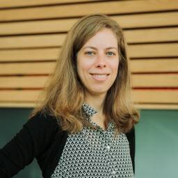dr. (Rianne) R Kok