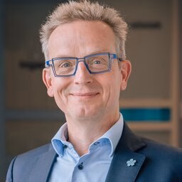 prof.dr. R (Robbert) Huijsman