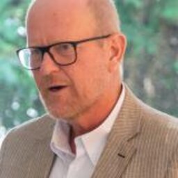 prof.dr. (Evert) EF Stamhuis LLM