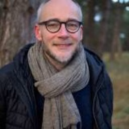 dr. S (Sjoerd) van Tuinen