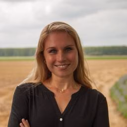 mr. LA (Lisanne) van Waardenburg