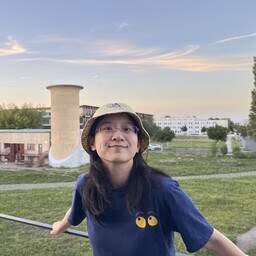 W (Wenxiao) Hou