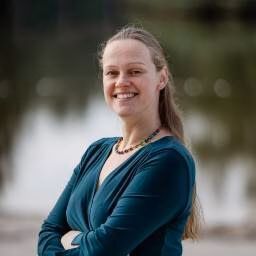 dr. A (Anita) Harrewijn