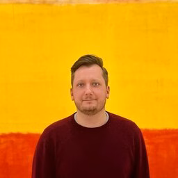 dr. M (Michal) Stambulski