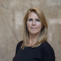 prof.dr. E (Esther) Rozendaal