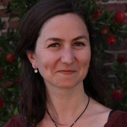 dr. (Zeynep) Z Kasli