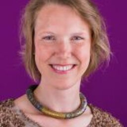dr. (Anne-Fleur) AF Roos