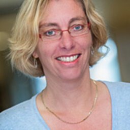 prof.dr. (Yvonne) YM van Everdingen