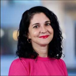 dr. (Teresa) T De La Hera