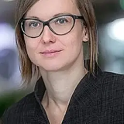 dr. (Marta) M Szymanowska
