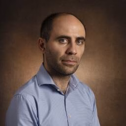 dr. V (Vardan) Avagyan