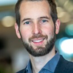 dr. (Jelle) J de Vries
