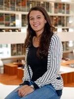 Frosina Sopa, Junior Med School studente
