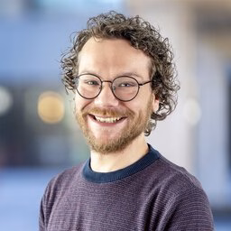 Portrait picture of Nicky van Es