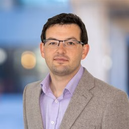 Portrait picture of Daniel Curtis