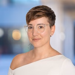 Portrait of Linda Kopitz